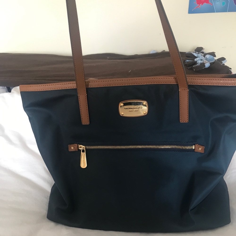 Michael Kors Kimpton large nylon tote